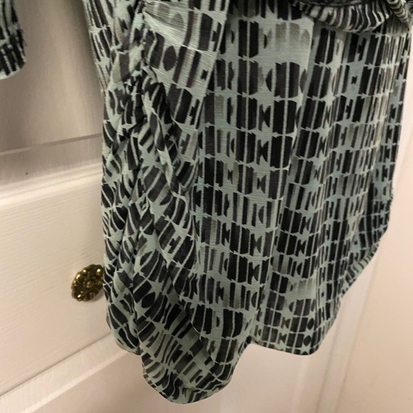 Wrapped Tunic Size XL - Picture 4 of 5